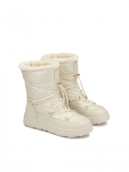 Ladies' lace-up snow boots with stylish soles EILIS