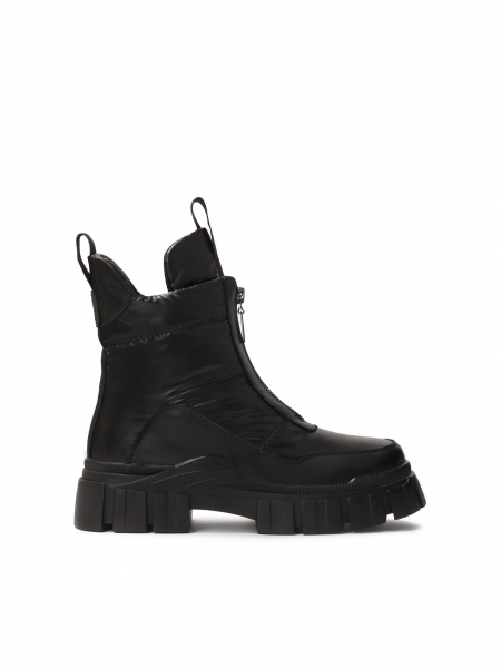 Black snow boots with puff upper MASE