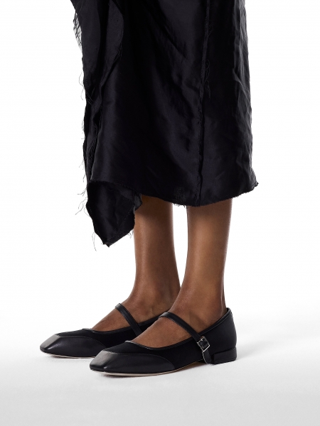 Black Mary Jane flat heeled pumps KS VEDIA