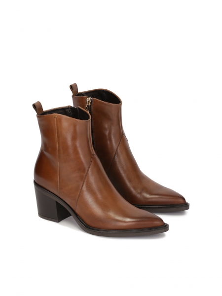 Brown cowboy boots with elongated nose SYLVIE