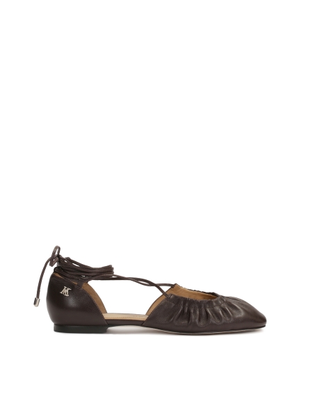 Dark brown ballerinas with strikingly crinkled upper KS SOLEIL