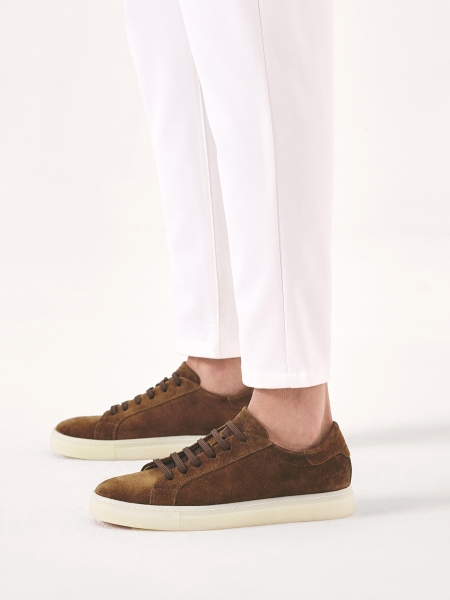 Brown sneakers with low upper CASPEROS