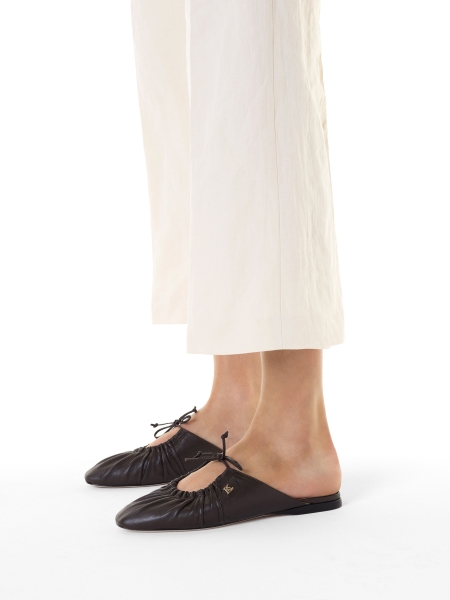 Dark brown slides with crinkle upper KS LUCITA