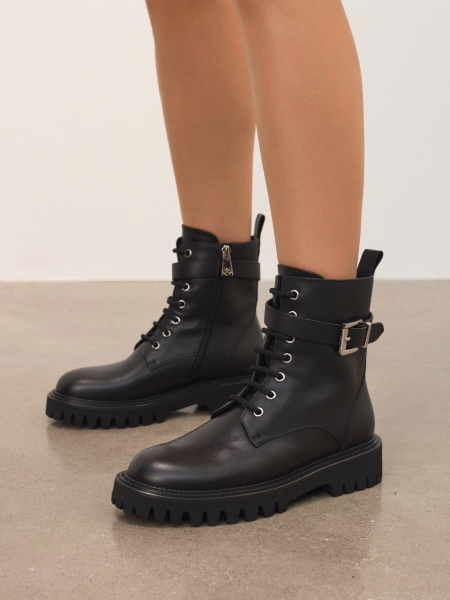 Leather boots decorated with stripes BALL