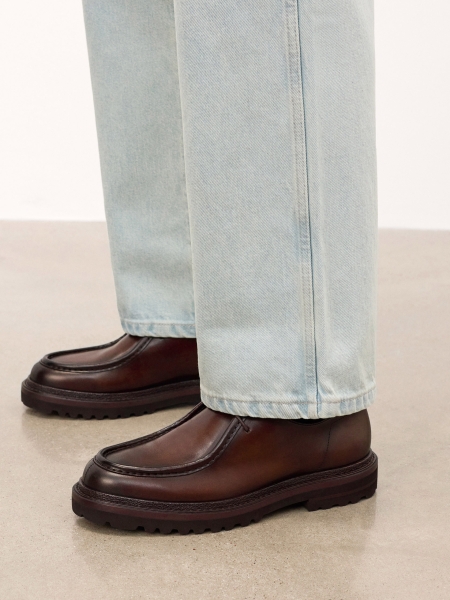 Leather shoes with short lacing TEODORIOS