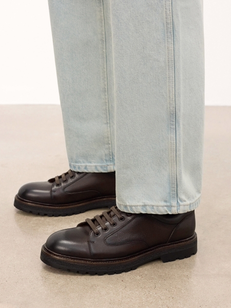 Brown leather shoes OLEGOS