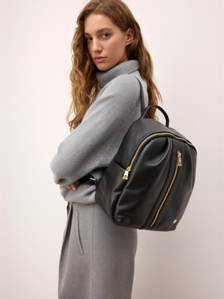 Black backpack in soft natural leather ARONA