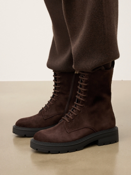 Suede boots with high upper CAMMY
