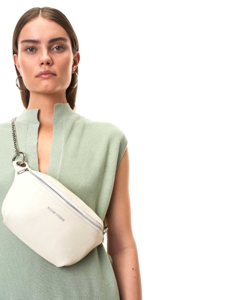 Ladies’ off-white belt bag NOEL