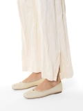Cream ballerinas with a square line KS EDMEE