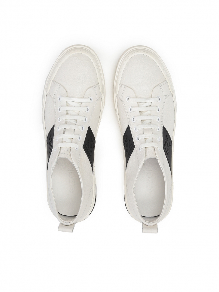 Men’s off-white sneakers with black inserts AMBERT