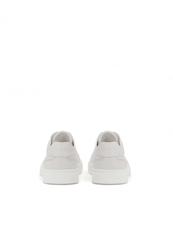 Men's minimalistic off-white leather sneakers AJAKS