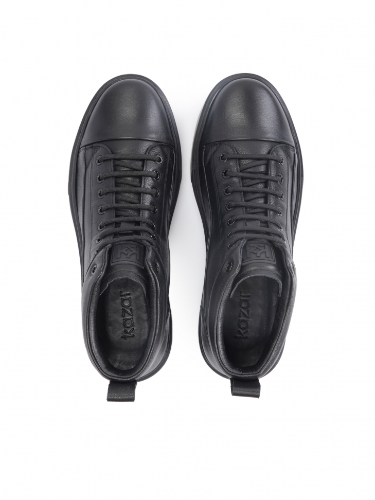 Men's leather sneakers in a trendy version TRUXTON