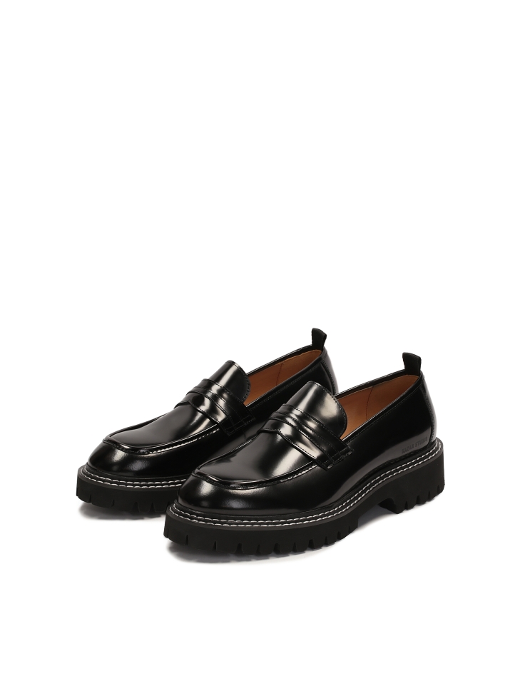 Black loafers stitched with white thread KS BLADEN