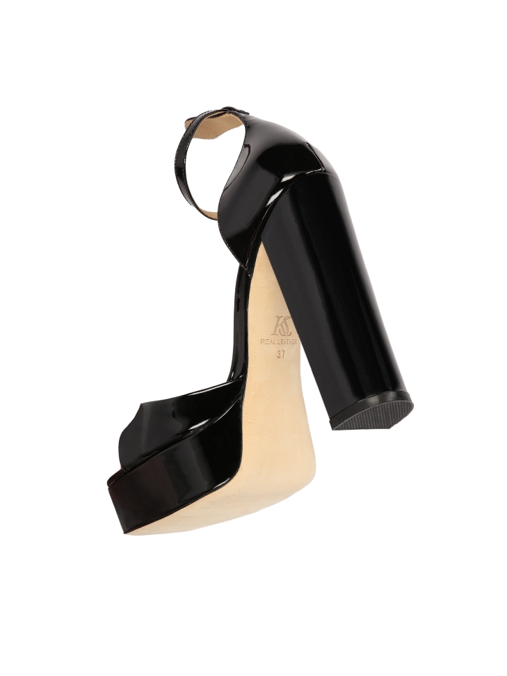 Black patent leather platform sandals  MOOD