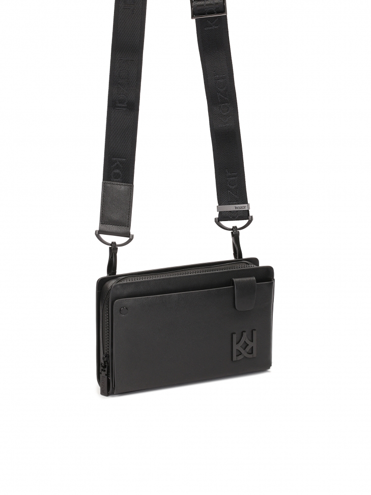 Black men's leather pouch with belt ULISSES