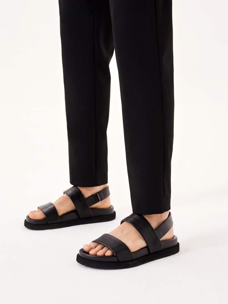 Black leather sandals with an elastic strap NATHAN