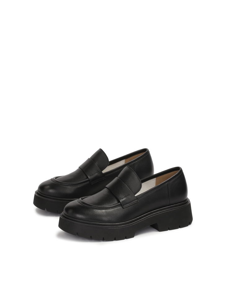 Leather shoes on a thick sole KS HARRI