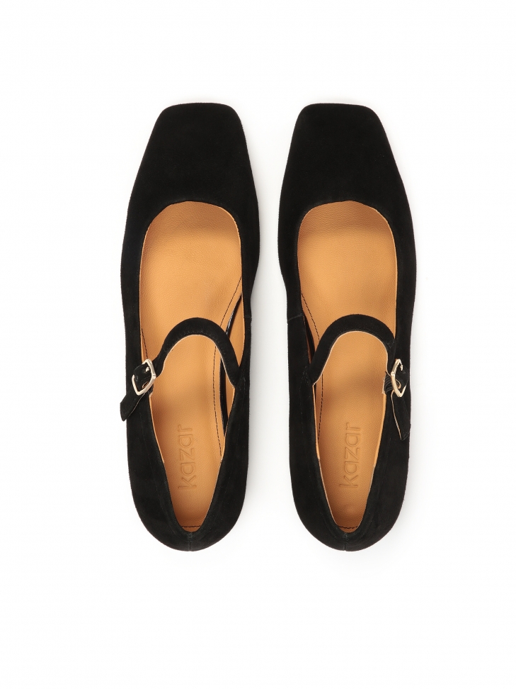 Black pumps on a flat sole  KANGELY
