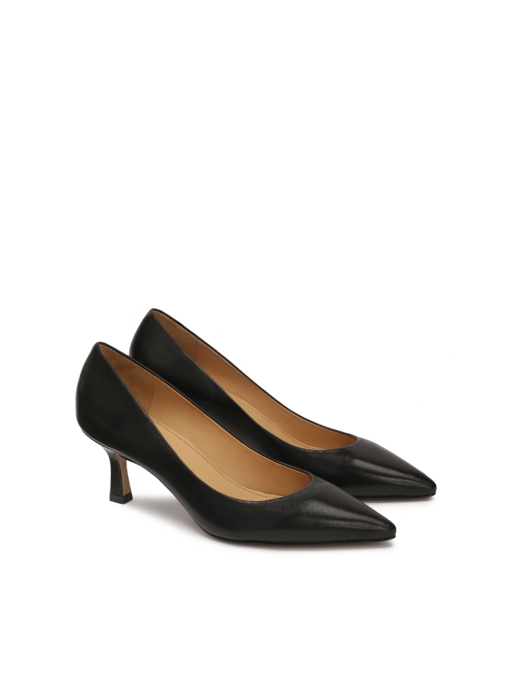 Timeless black low-heeled pumps STONE