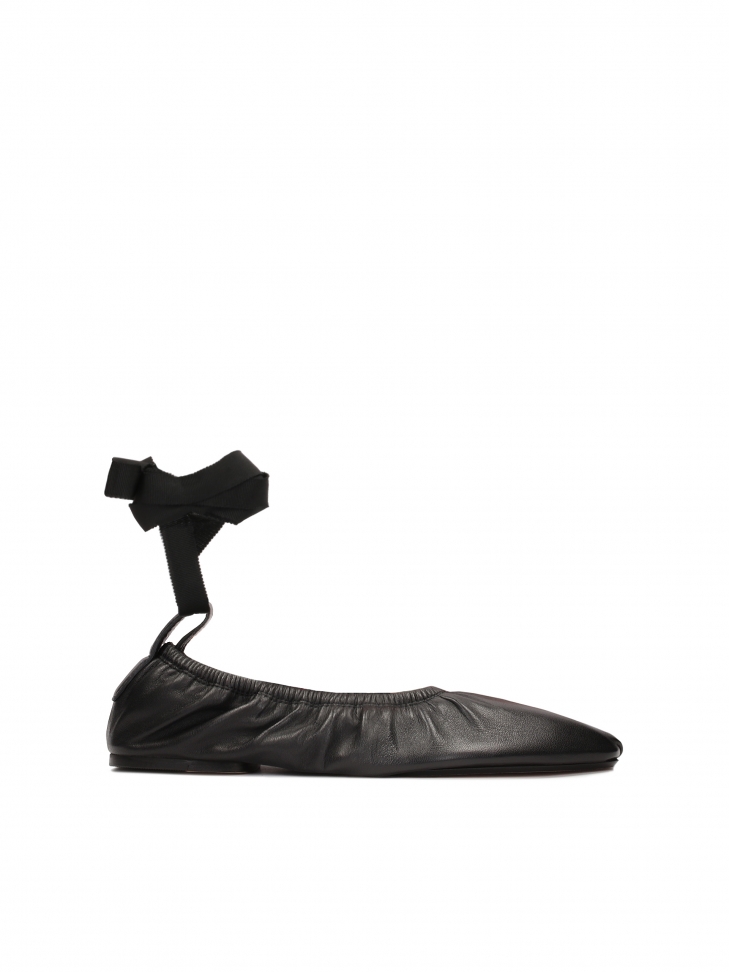 Black leather ballerinas CISA
