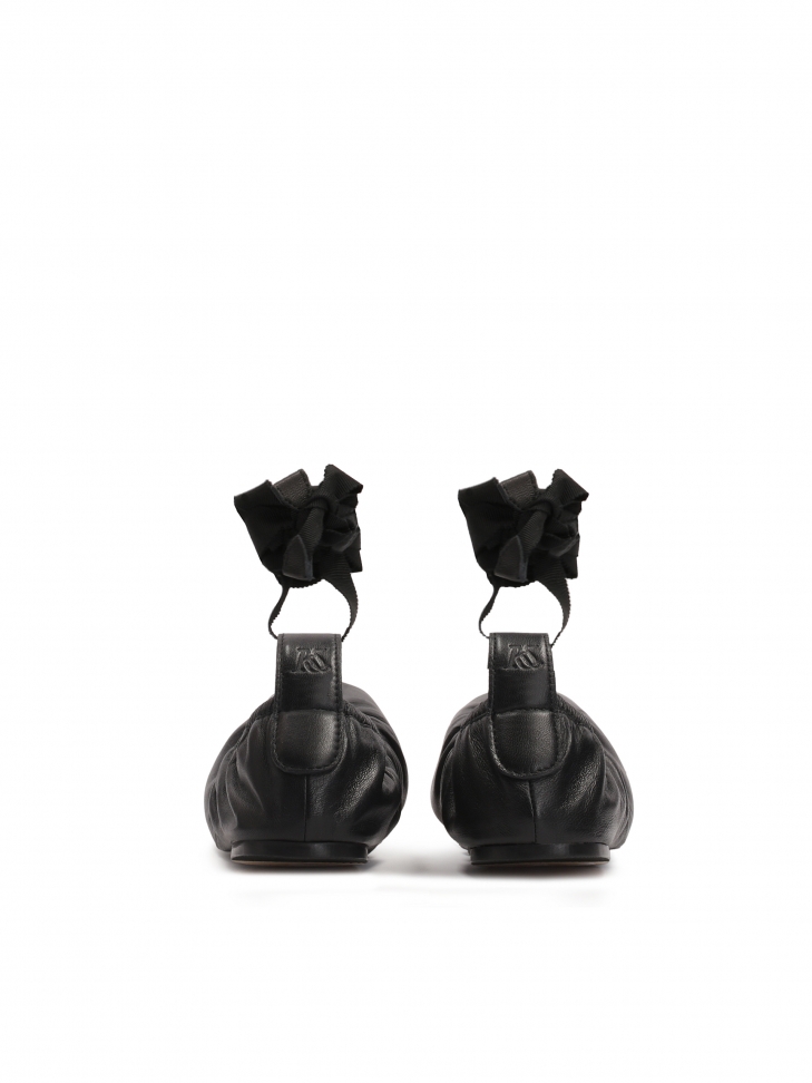 Black leather ballerinas CISA
