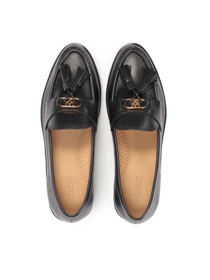 Leather shoes on a flat sole decorated with hooks  CERVIA