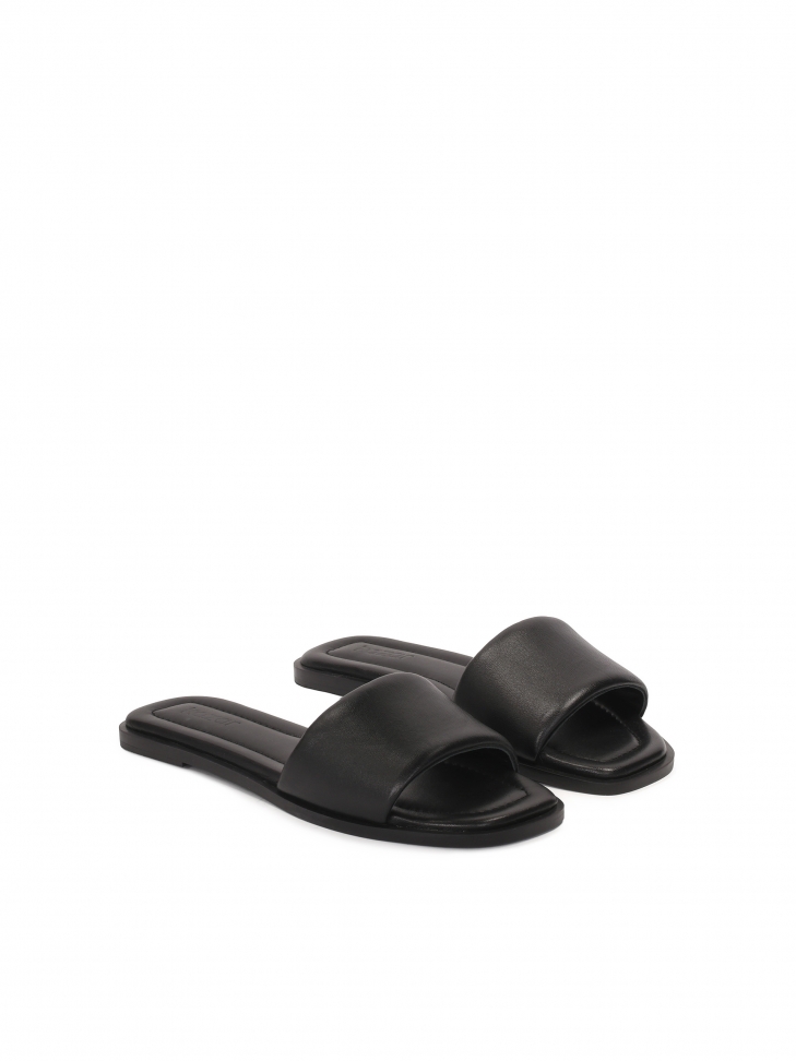 Black slides on a flat sole  ALTEA