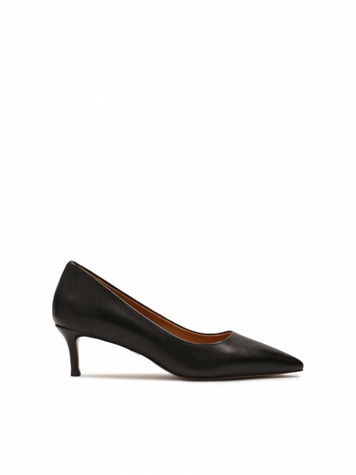 Versatile black low-heeled pumps GINEVRA