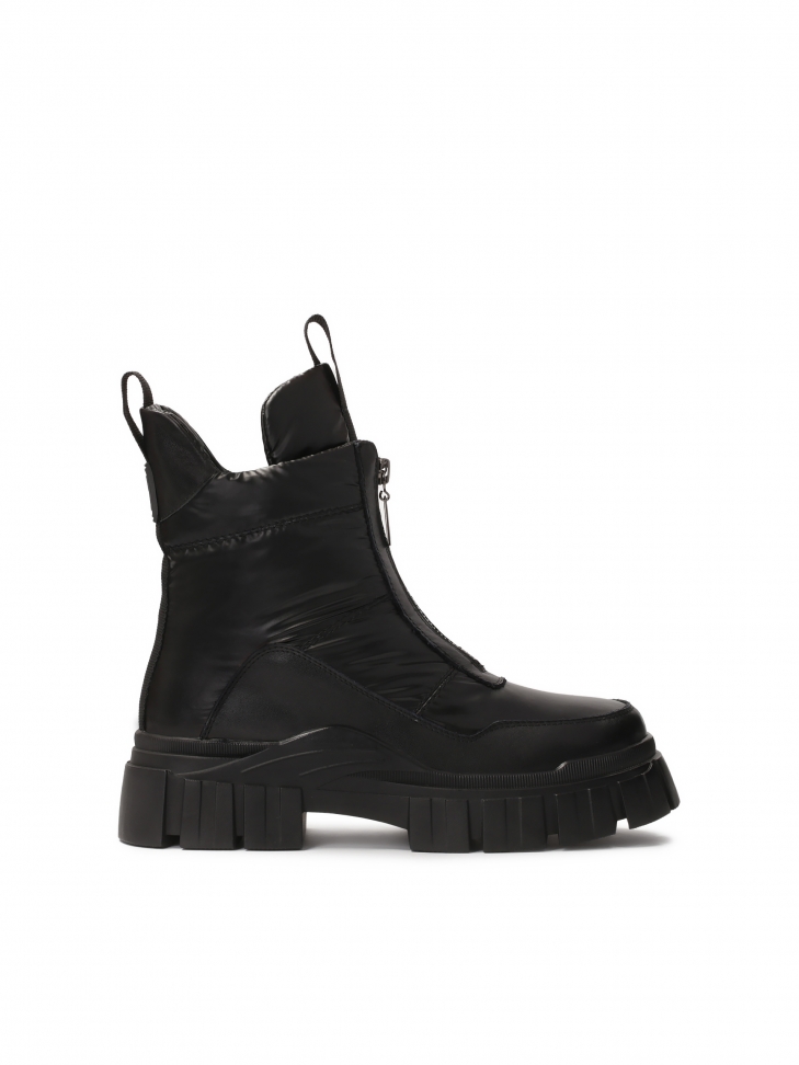 Black snow boots with puff upper MASE