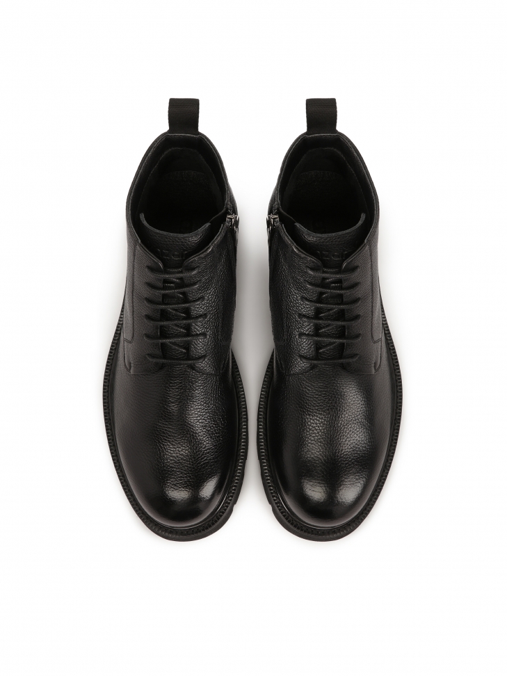 Classic men's boots on trep sole  DANIELLOS