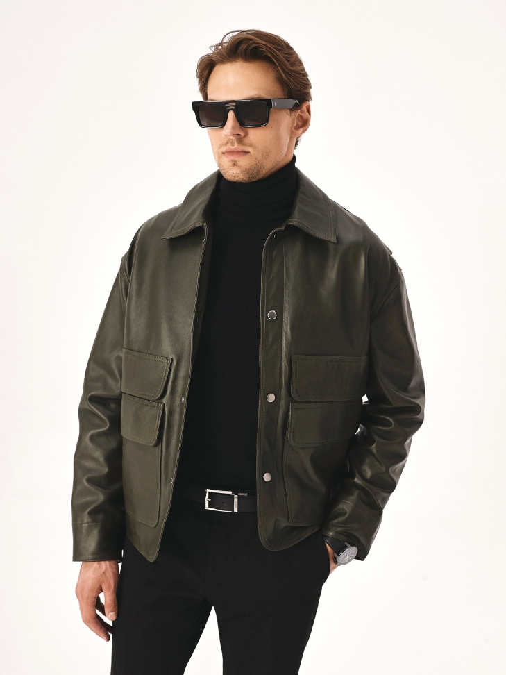 Black glasses with polarized filter ILTES