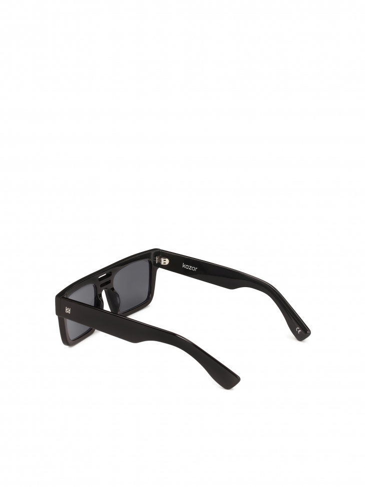 Black glasses with polarized filter ILTES