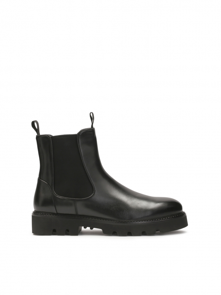 Classic black men's Chelsea boots on a trefoil sole DONALDOS