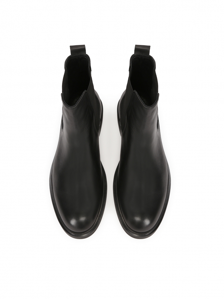 Black Chelsea boots in smooth leather  IDDROSS