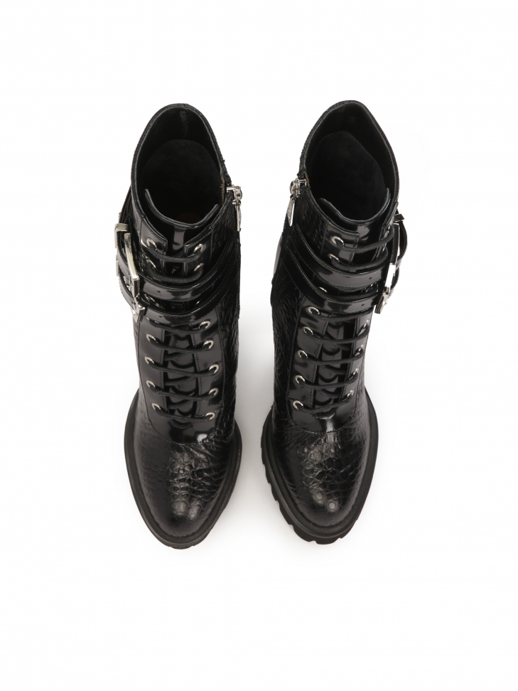 Heeled boots with high upper  MORENA