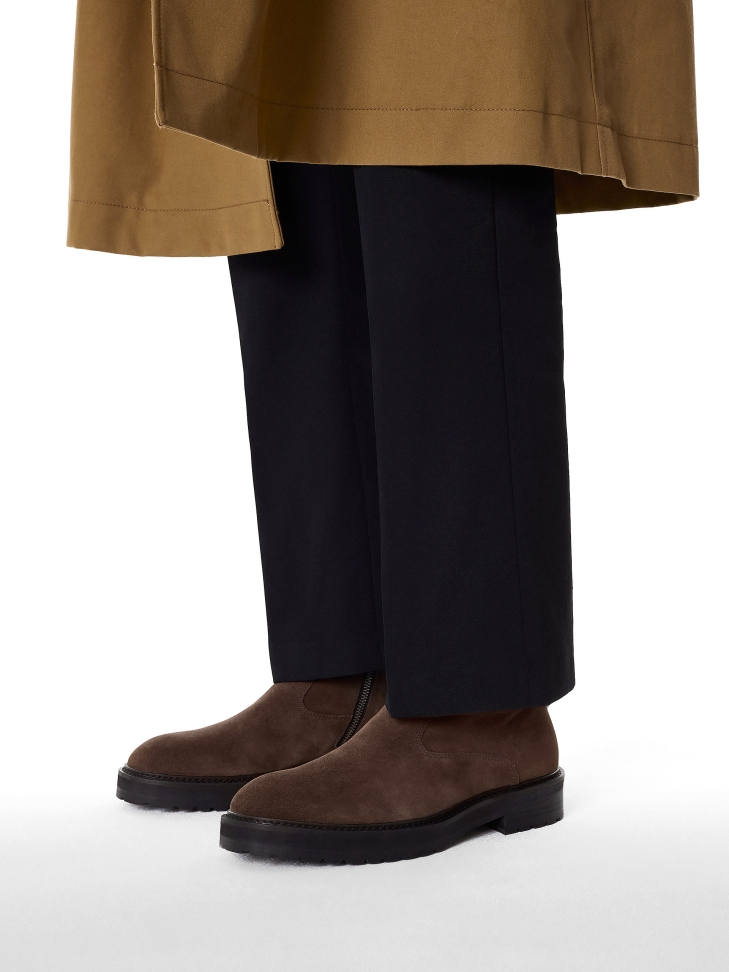 Brown suede boots with trep sole  KS CANRERTH