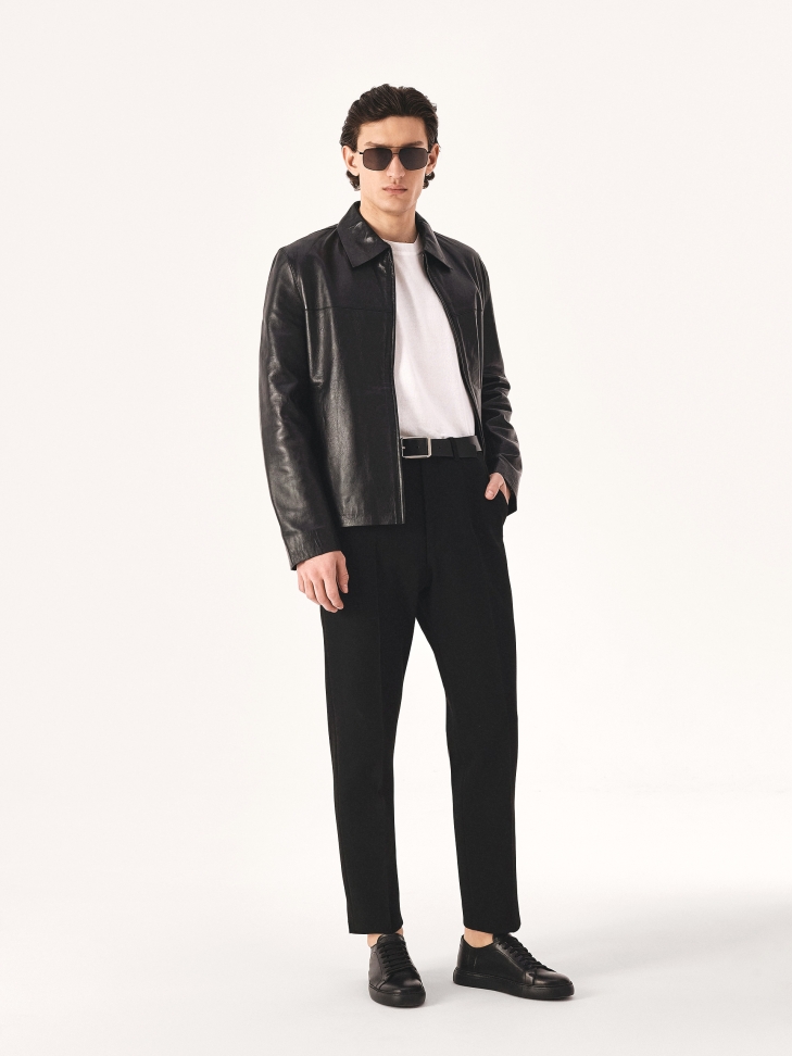 Low black sneakers  OURCE