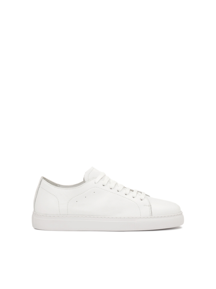 Lace-up white men's sneakers  OURCE