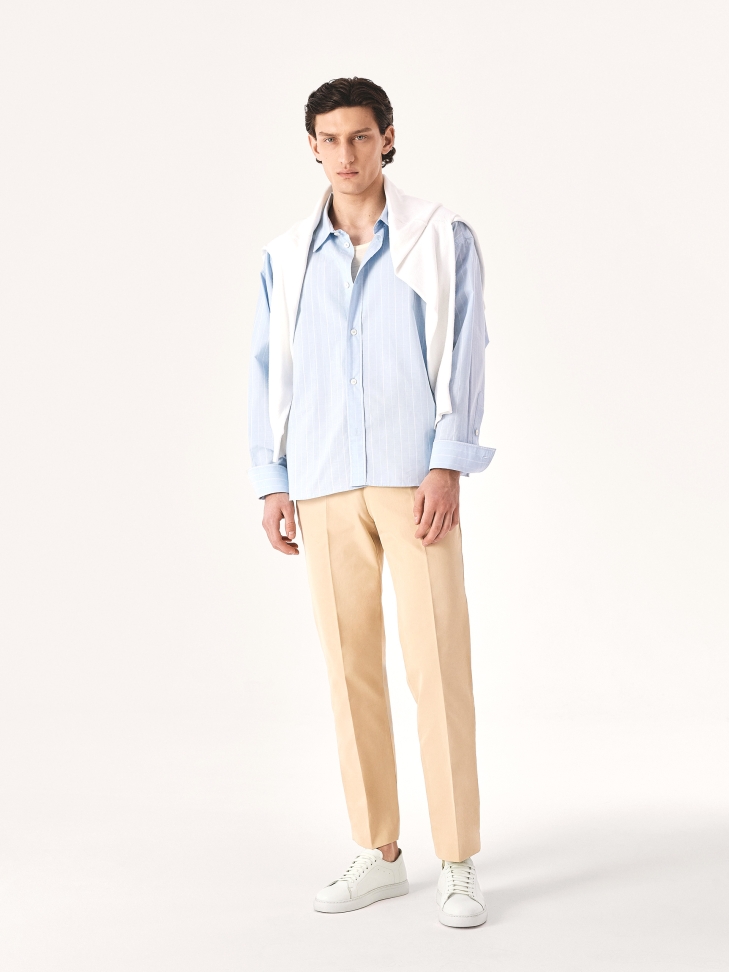 Lace-up white men's sneakers  OURCE