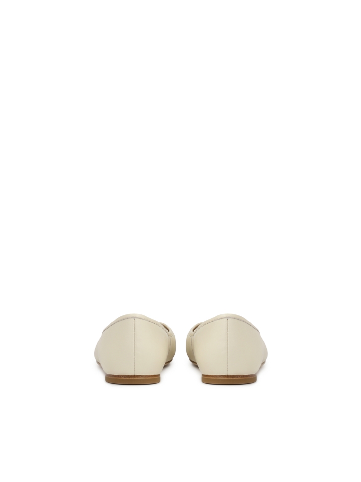 Cream ballerinas with a square line KS EDMEE