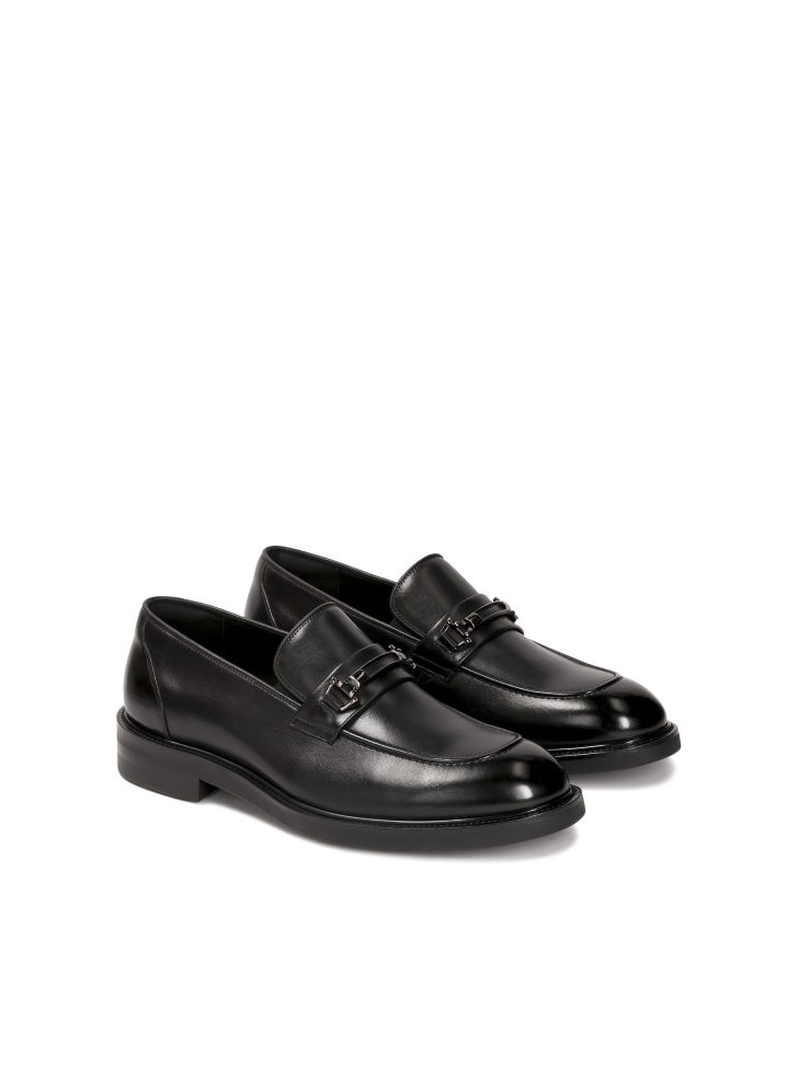 Elegant leather loafers with buckle TIMONES