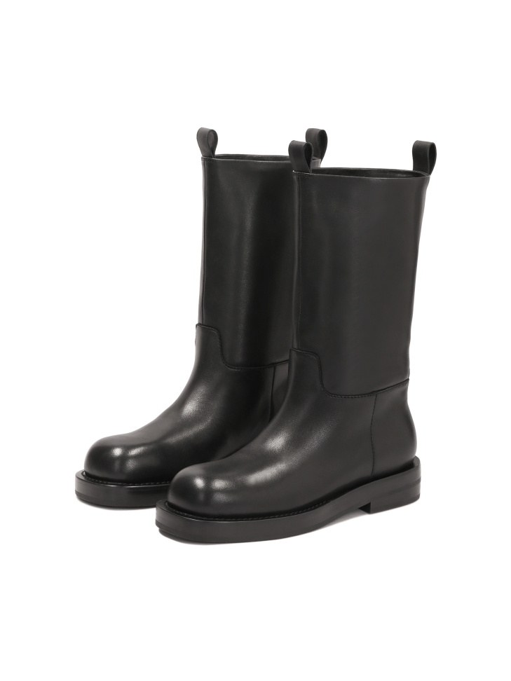 Slip-on black boots with higher upper KS LEVEN