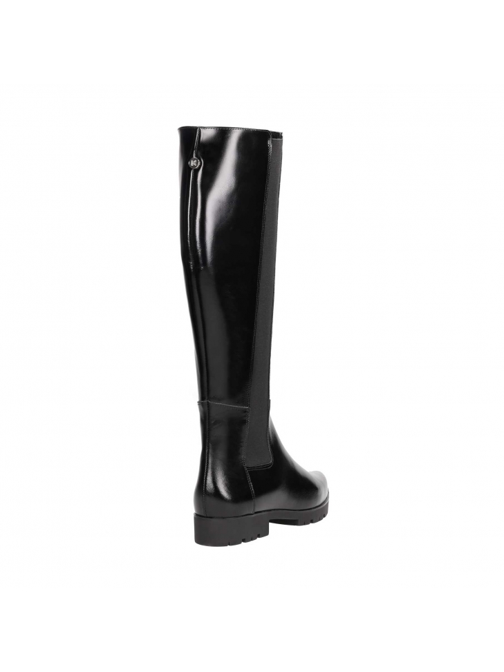 Black riding boots